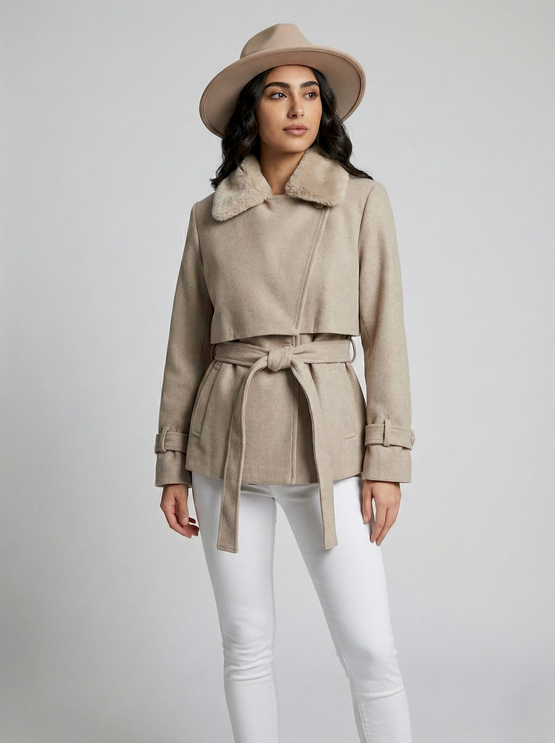 کت دو تیکه یقه خزدار زنانه 3478